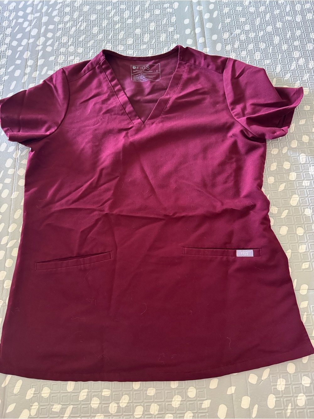 Casma 3 Pocket Scrub Women Small Maroon